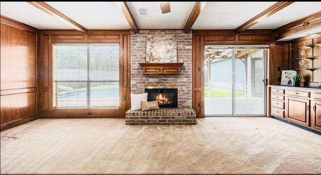 15014 Hollydale Drive, Houston, TX 77062