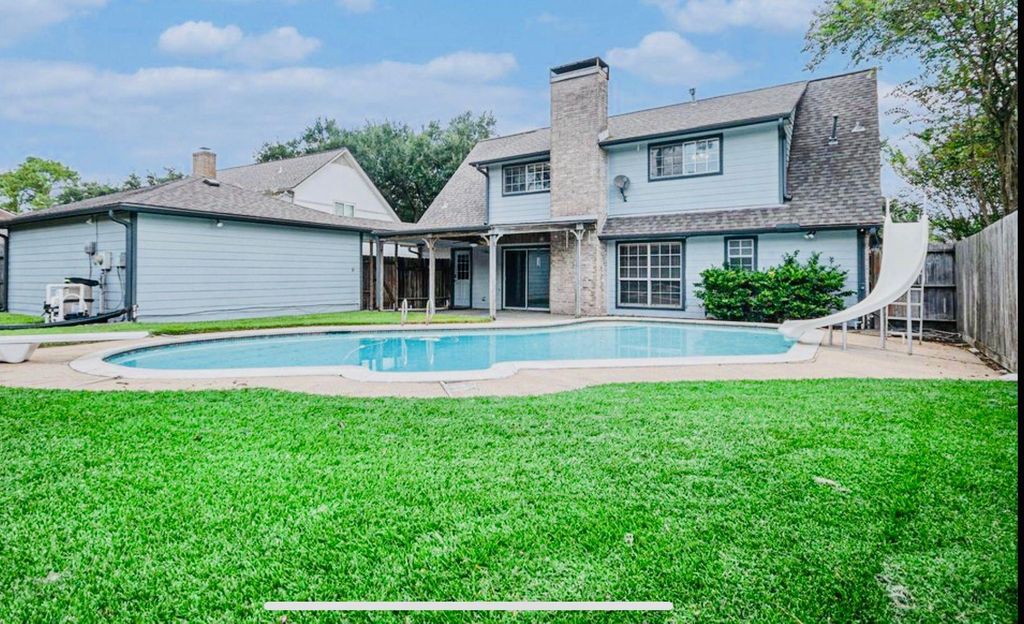 15014 Hollydale Drive, Houston, TX 77062