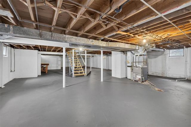 8209 Beverly Street, Prairie Village, KS 66208