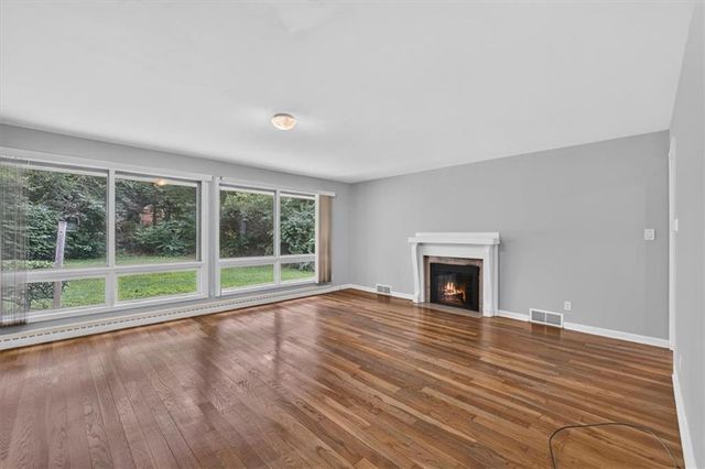 8209 Beverly Street, Prairie Village, KS 66208