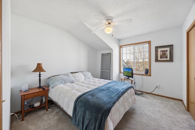 7627 Nicholas Way, Chanhassen, MN 55317