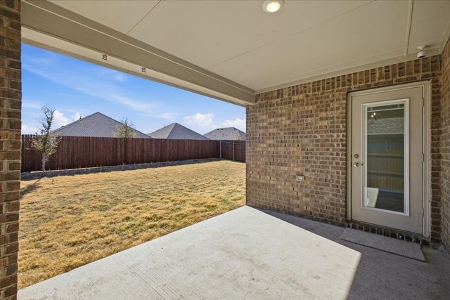 748 Soar Sky Way, Lavon, TX 75173
