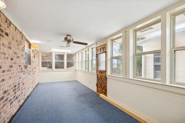 479 S Fm 331 Road, Sealy, TX 77474