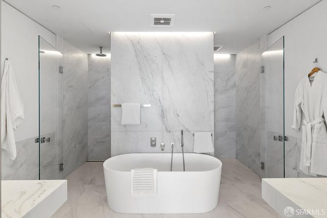 1 Steuart Lane 1901, San Francisco, CA 94105