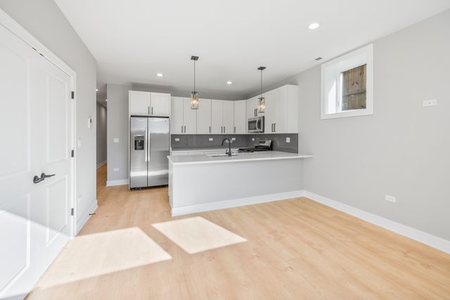 6639 S Langley Avenue 1, Chicago, IL 60637