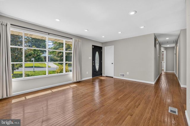 13124 GREENMOUNT, Beltsville, MD 20705