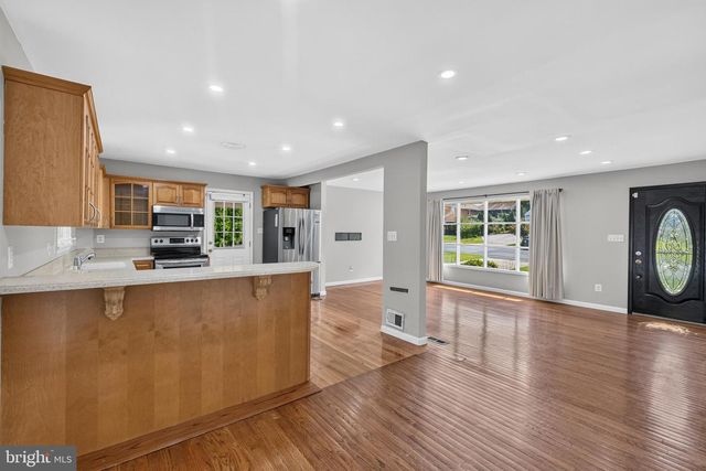 13124 GREENMOUNT, Beltsville, MD 20705