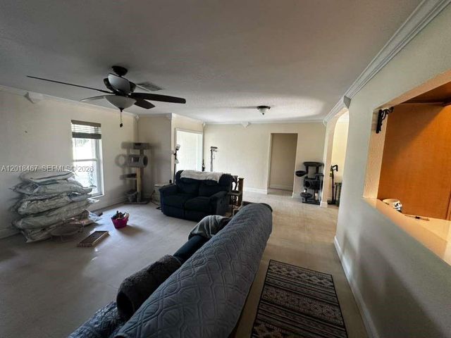 11901 NW 25th St, Plantation, FL 33323