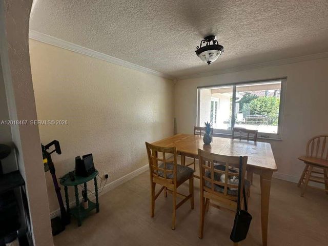 11901 NW 25th St, Plantation, FL 33323