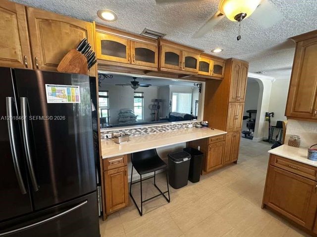 11901 NW 25th St, Plantation, FL 33323
