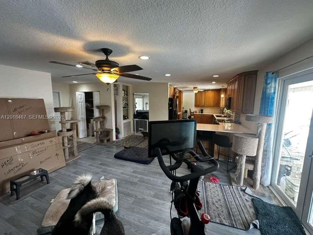 11901 NW 25th St, Plantation, FL 33323