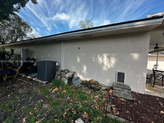 11901 NW 25th St, Plantation, FL 33323