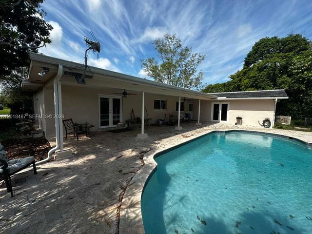 11901 NW 25th St, Plantation, FL 33323