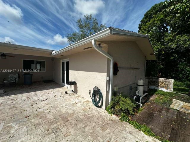 11901 NW 25th St, Plantation, FL 33323