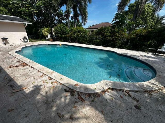11901 NW 25th St, Plantation, FL 33323