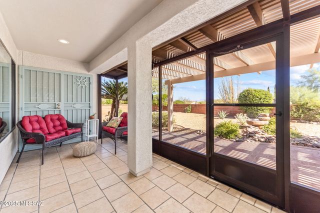 290 N Via Del Ciruelo, Green Valley, AZ 85614