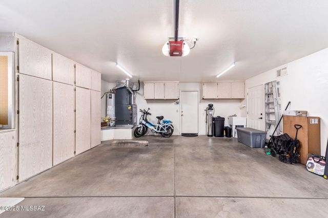 290 N Via Del Ciruelo, Green Valley, AZ 85614