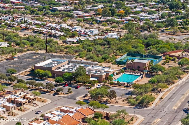 290 N Via Del Ciruelo, Green Valley, AZ 85614