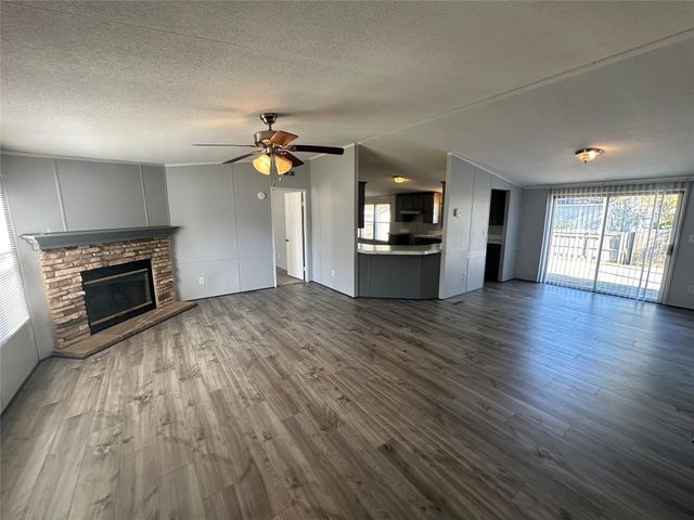 9522 Cypress Drive, Willis, TX 77318