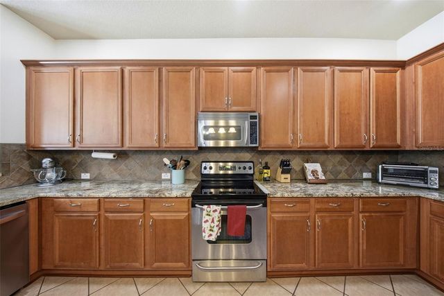7544 WHISPERING WIND DRIVE, Land O Lakes, FL 34637
