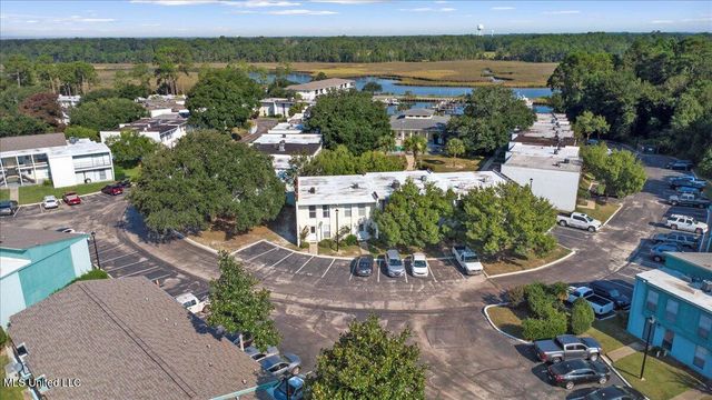 3230 Cumberland Road, 46, Ocean Springs, MS 39564