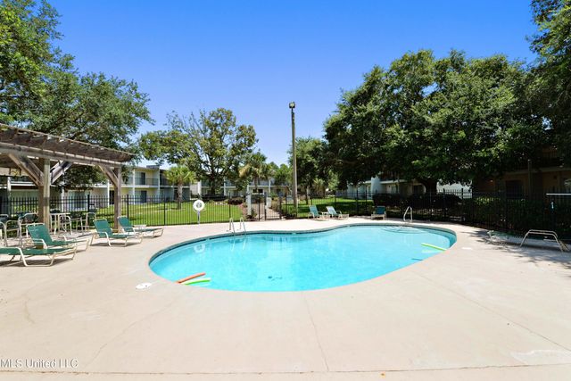 3230 Cumberland Road, 46, Ocean Springs, MS 39564