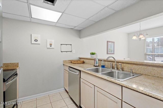 3230 Cumberland Road, 46, Ocean Springs, MS 39564