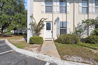 3230 Cumberland Road, 46, Ocean Springs, MS 39564