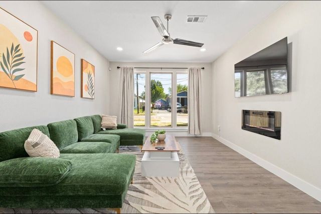 2021 Leath Street, Dallas, TX 75212