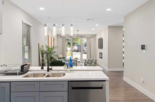 2021 Leath Street, Dallas, TX 75212