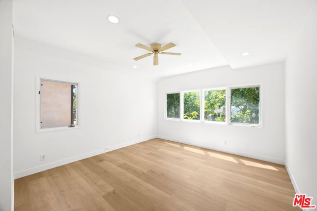 244 S Almont Drive, Beverly Hills, CA 90211