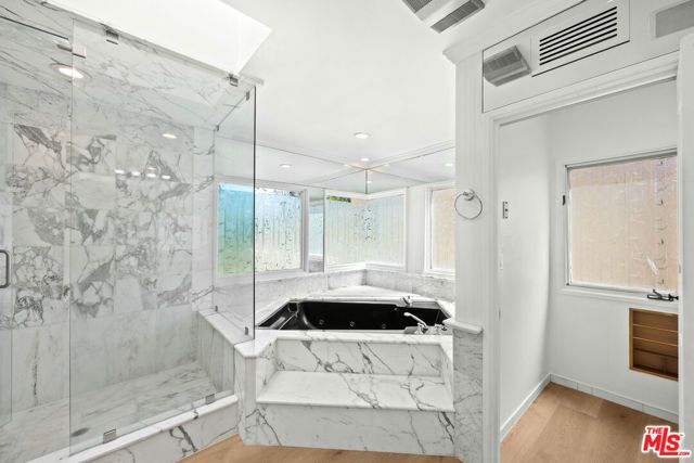 244 S Almont Drive, Beverly Hills, CA 90211