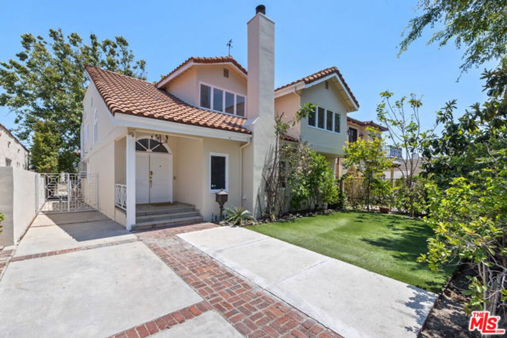 244 S Almont Drive, Beverly Hills, CA 90211