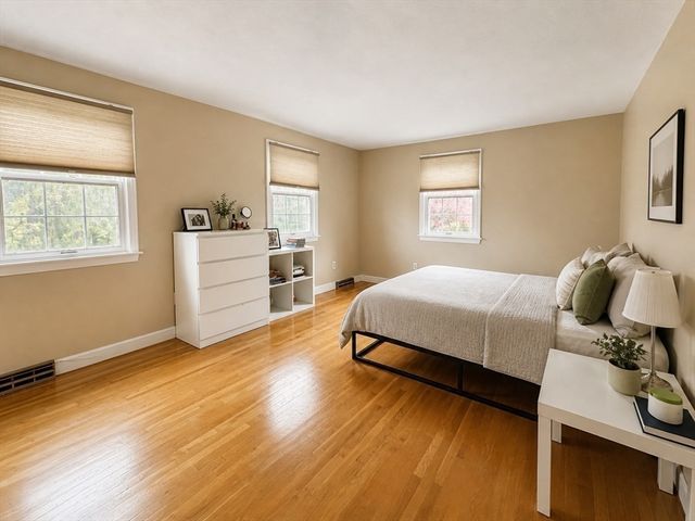 307 Glen Rd, Weston, MA 02493