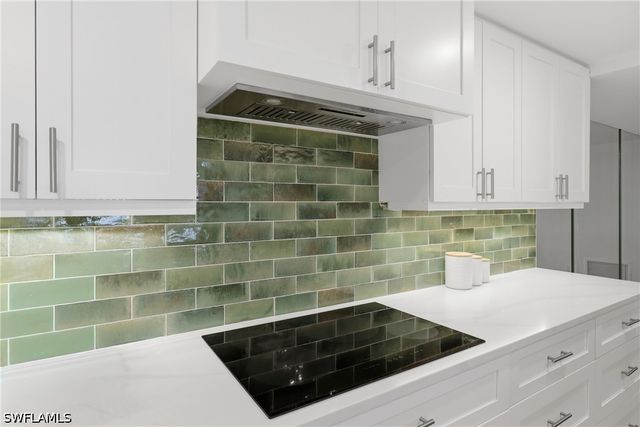 5601 Turtle Bay DR 302, Naples, FL 34108