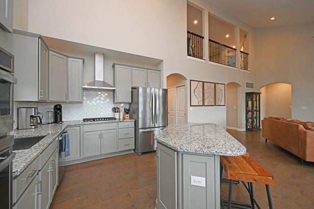 2489 Sierra Drive, Crescent Springs, KY 41017