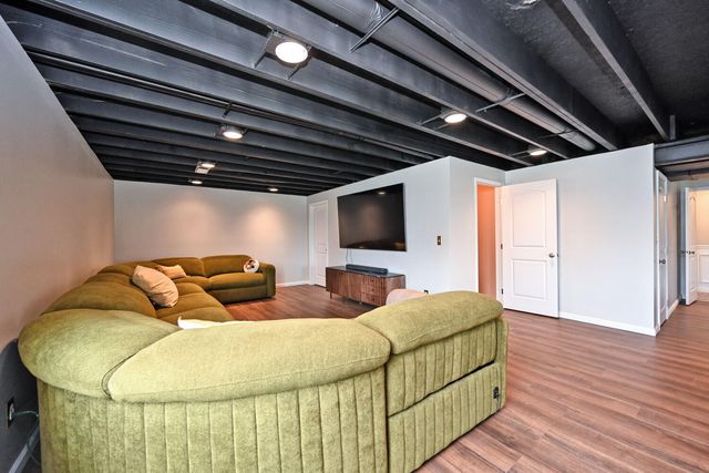 2489 Sierra Drive, Crescent Springs, KY 41017
