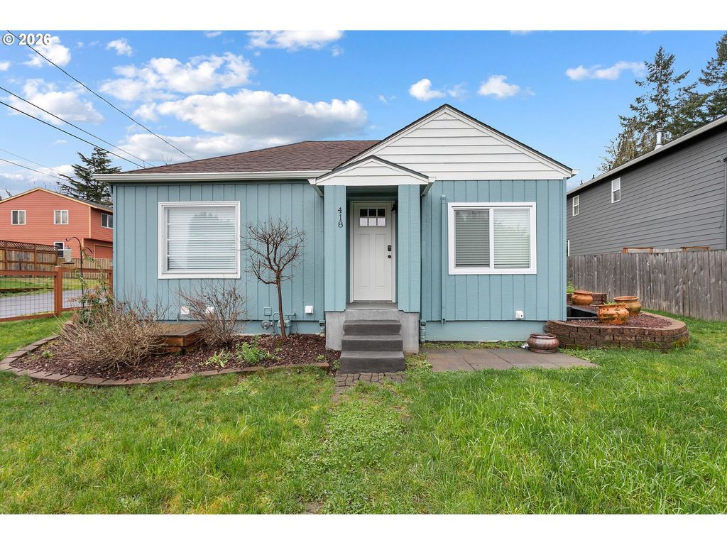 418 DEWEY St, Oregon City, OR 97045
