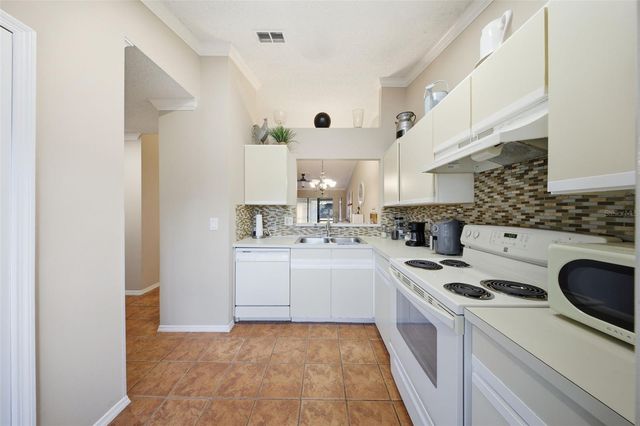 70 SILVER FALLS CIRCLE, Kissimmee, FL 34743