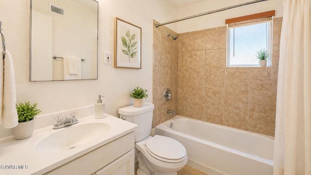 45409 Rodin Avenue, Lancaster, CA 93535