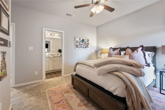 514 Hayes Lane, College Station, TX 77845