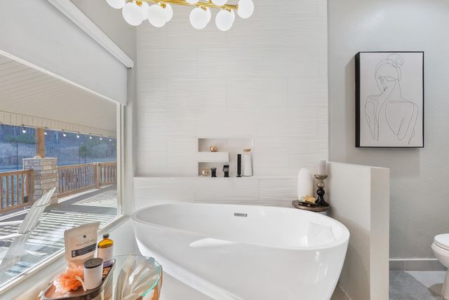 2711 Johnson Lane, Benton, AR 72019