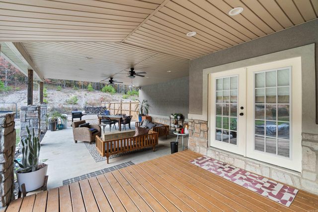 2711 Johnson Lane, Benton, AR 72019