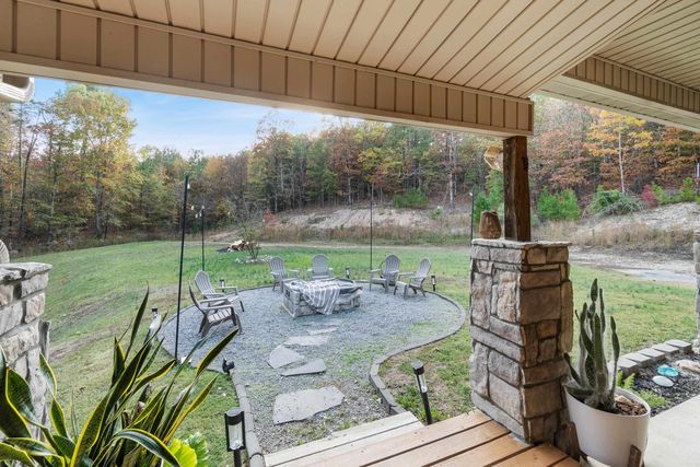 2711 Johnson Lane, Benton, AR 72019