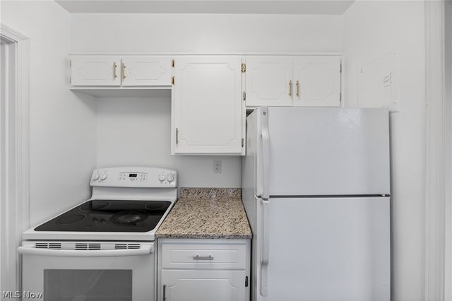 19436 Van Aken Boulevard 307, Shaker Heights, OH 44122