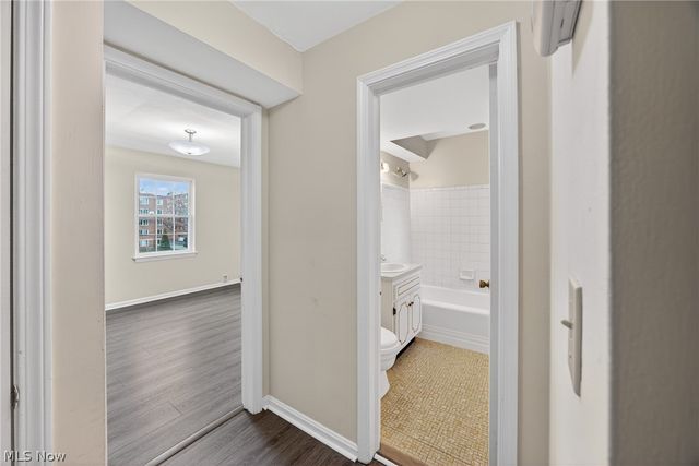 19436 Van Aken Boulevard 307, Shaker Heights, OH 44122