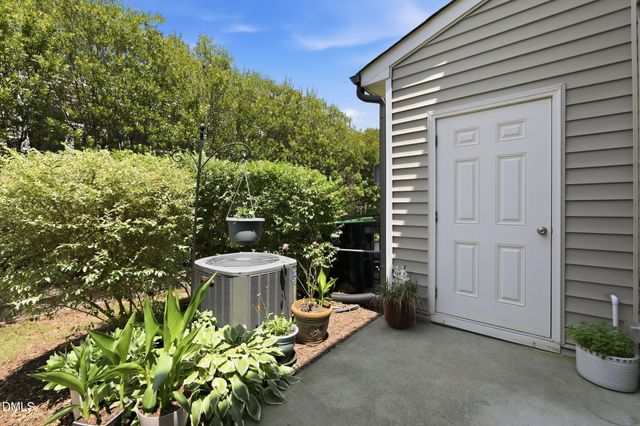 1117 Metropolitan Drive, Durham, NC 27713