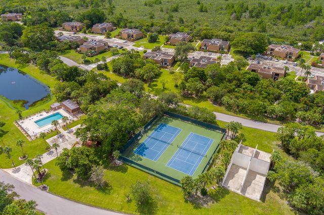 5962 SE Riverboat Drive 525, Stuart, FL 34997