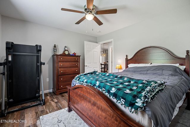 469 Ferry Bend Tr, Crossville, TN 38571