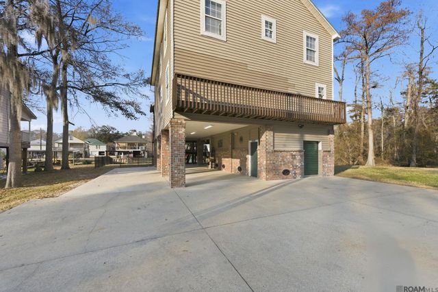 14467 Cabell St, Denham Springs, LA 70726